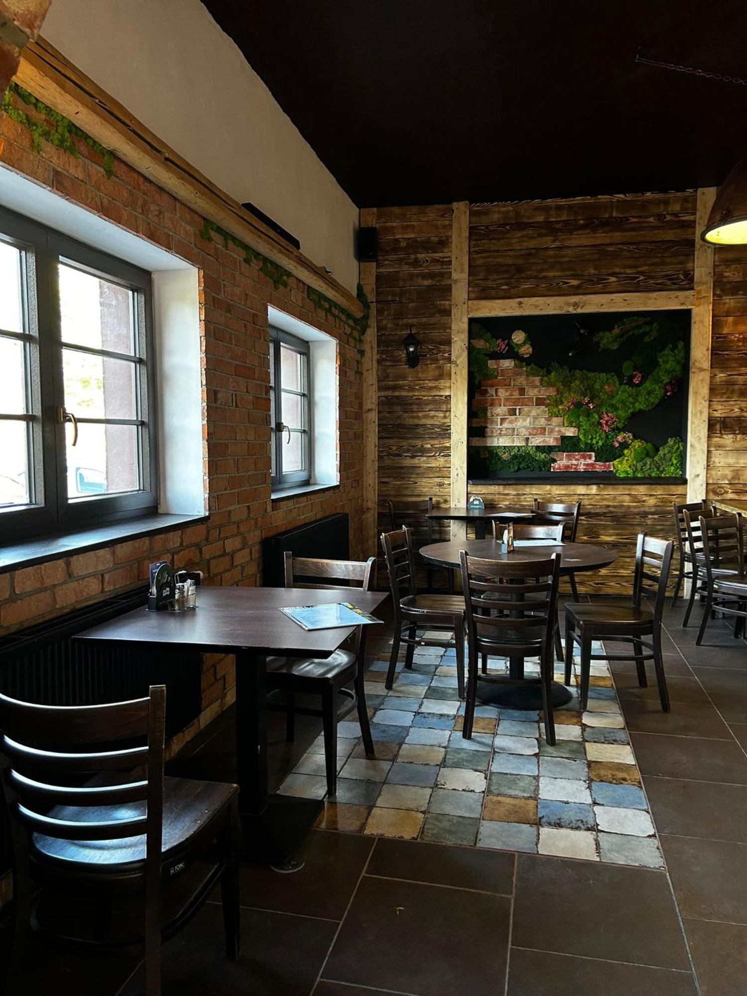 Hotel Plzensky Dvur Фридек-Мистек Экстерьер фото
