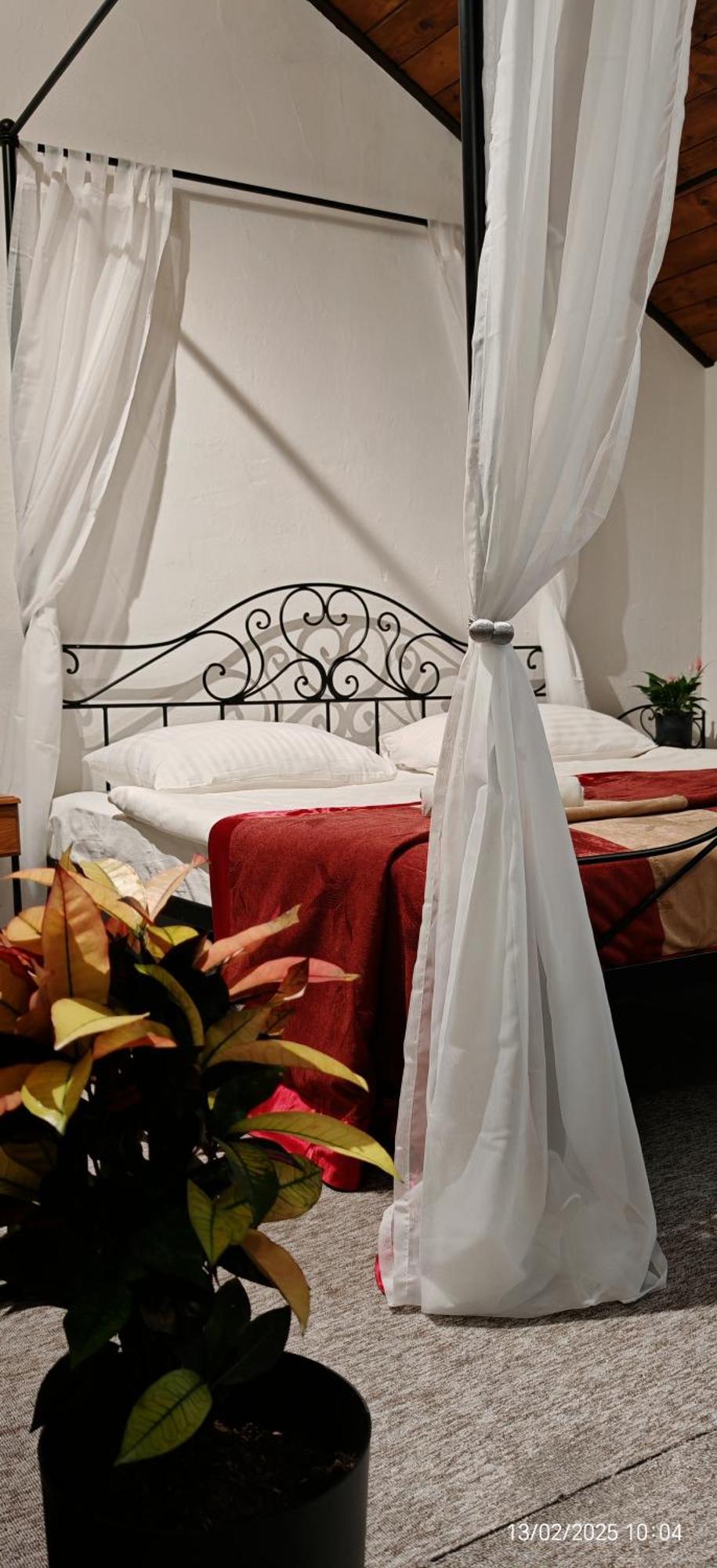 Hotel Plzensky Dvur Фридек-Мистек Экстерьер фото